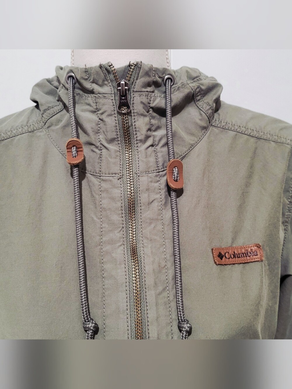 Columbia Olive Green Hooded Lightweight Utility Jacket Women’s Medium - Picture 3 of 9